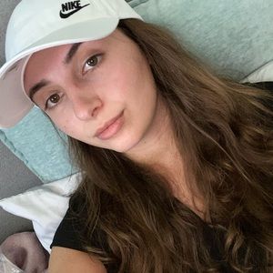 Meet your Posher, C B